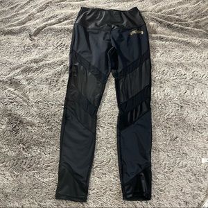 Chestee X Barbella Box - Kiki Legging